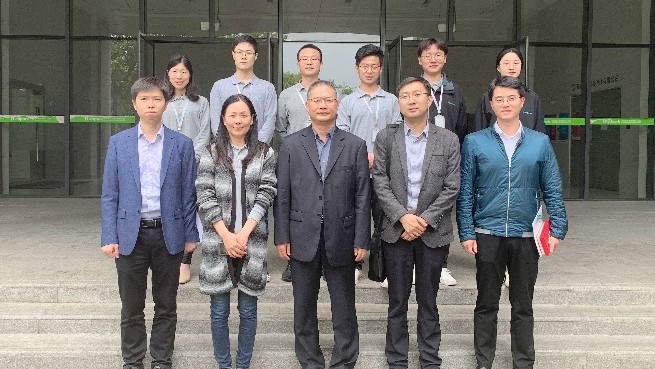 省醫(yī)療器(qì)械檢驗所領導莅臨微(wēi)至參觀指導5S管理(lǐ)工(gōng)作(zuò)